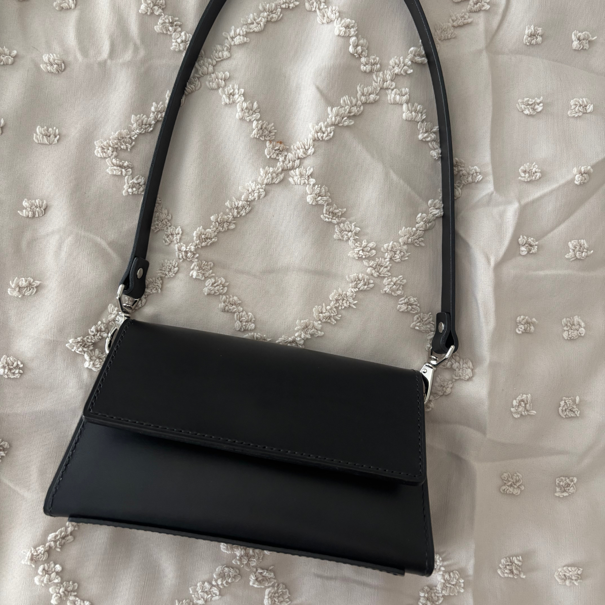 Icona Shoulder Bag